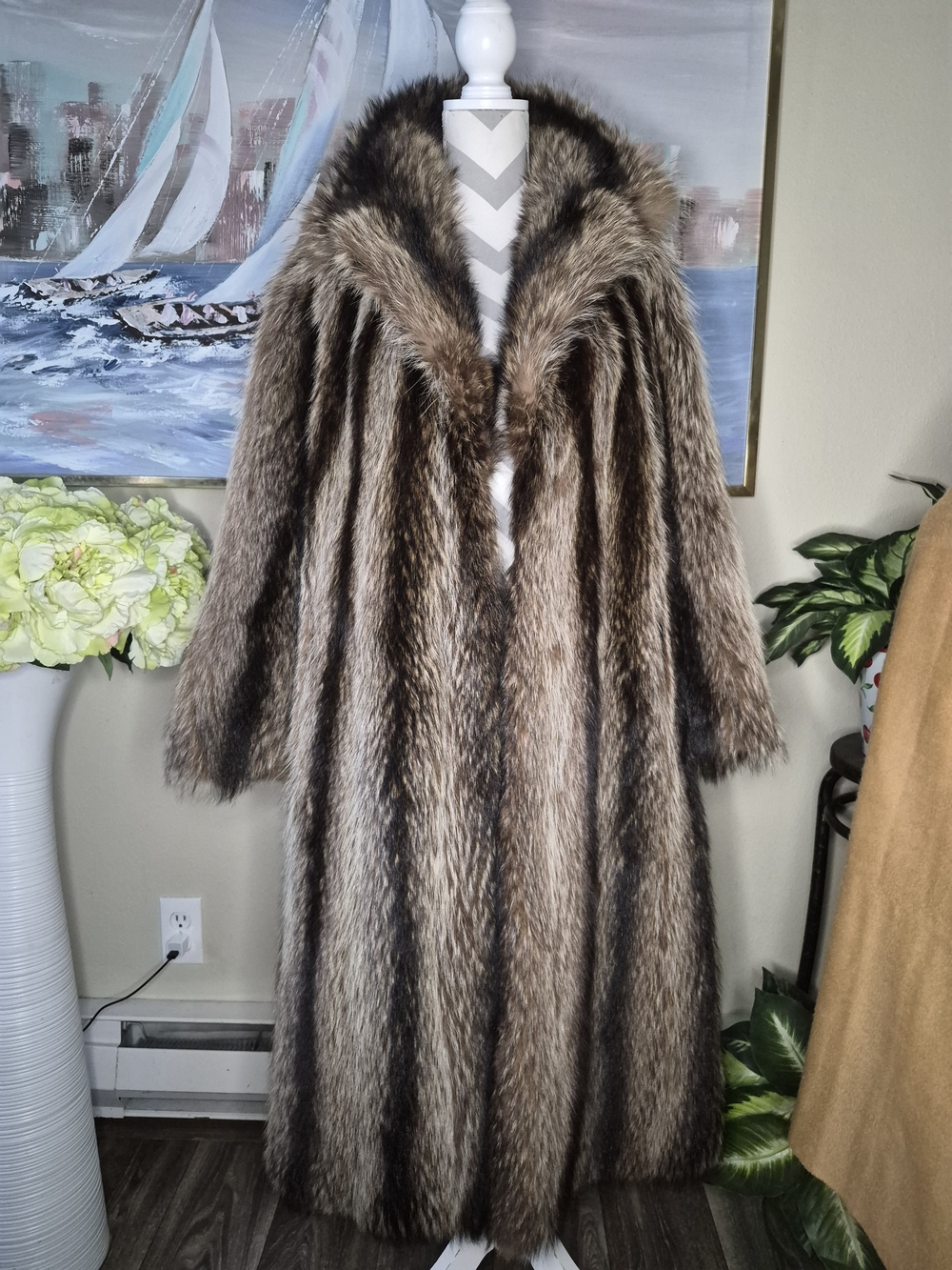 Vintage Furrari Luxurious Brown Full-Length Fur Coat